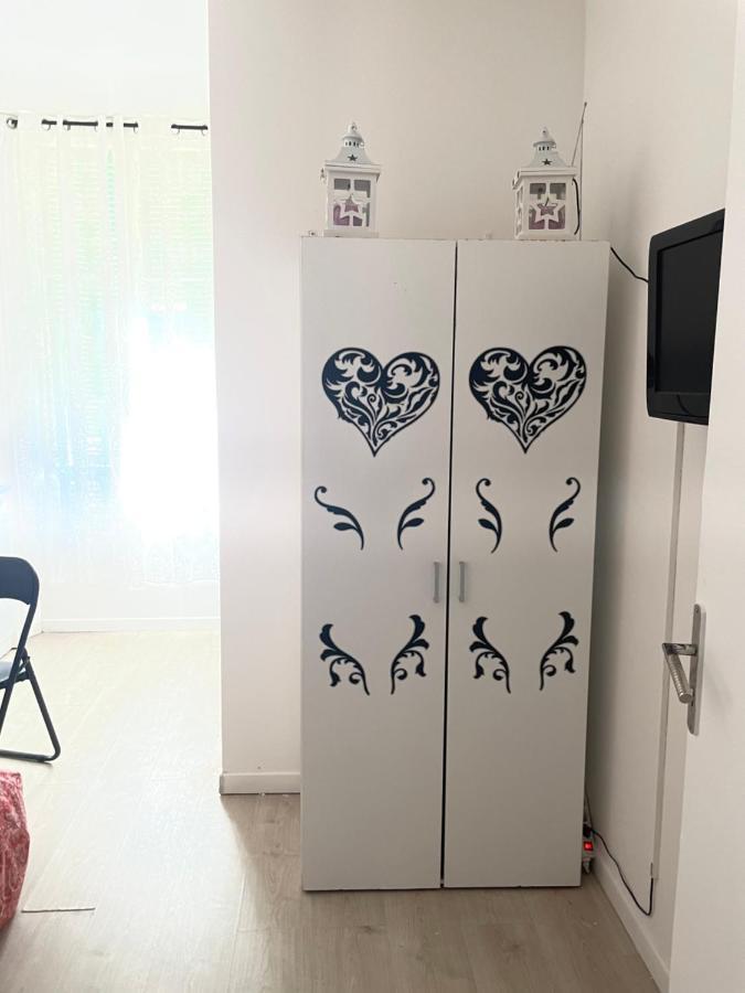 Meubles IΝίκαια Εξωτερικό φωτογραφία