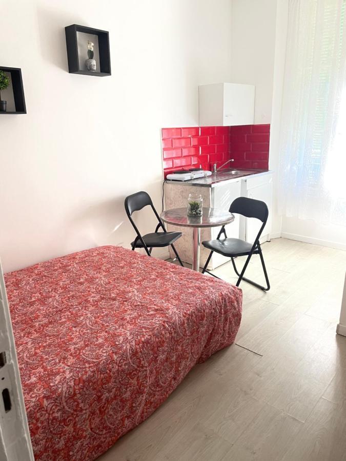 Meubles IΝίκαια Εξωτερικό φωτογραφία